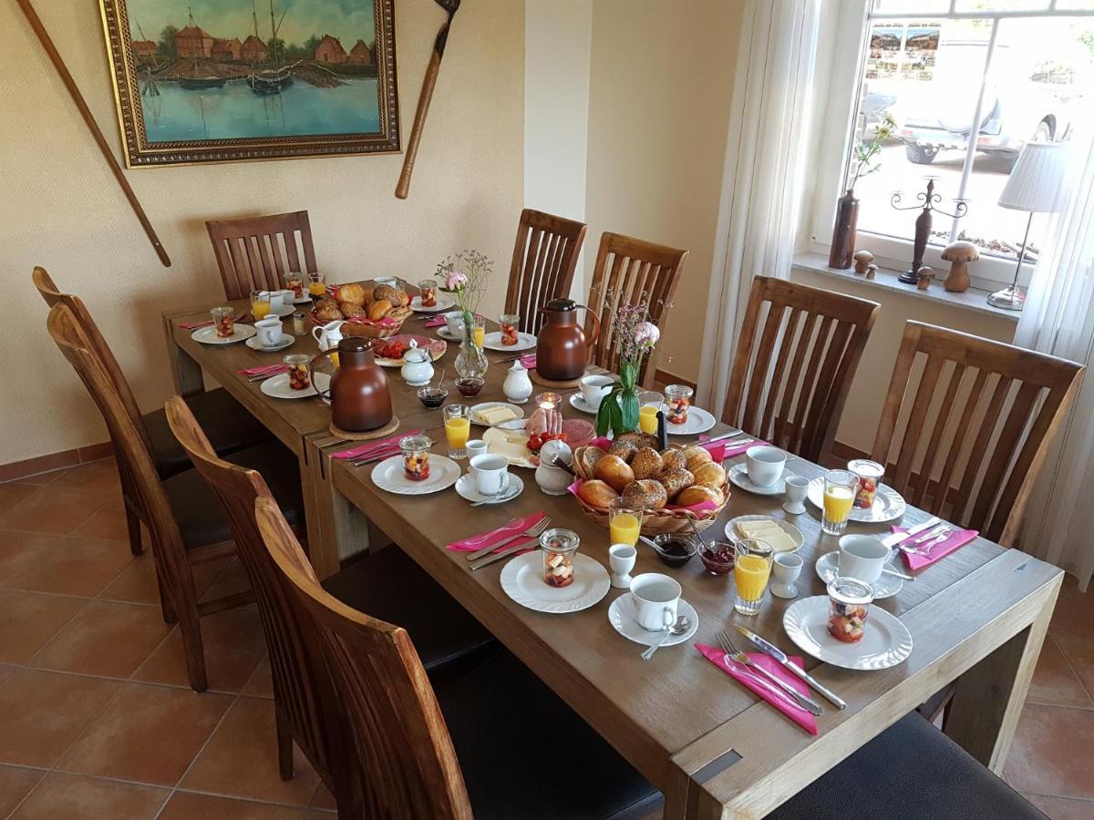 Hausnordlicht Dachspitze Bed & Breakfast Dornumergrode Exterior photo